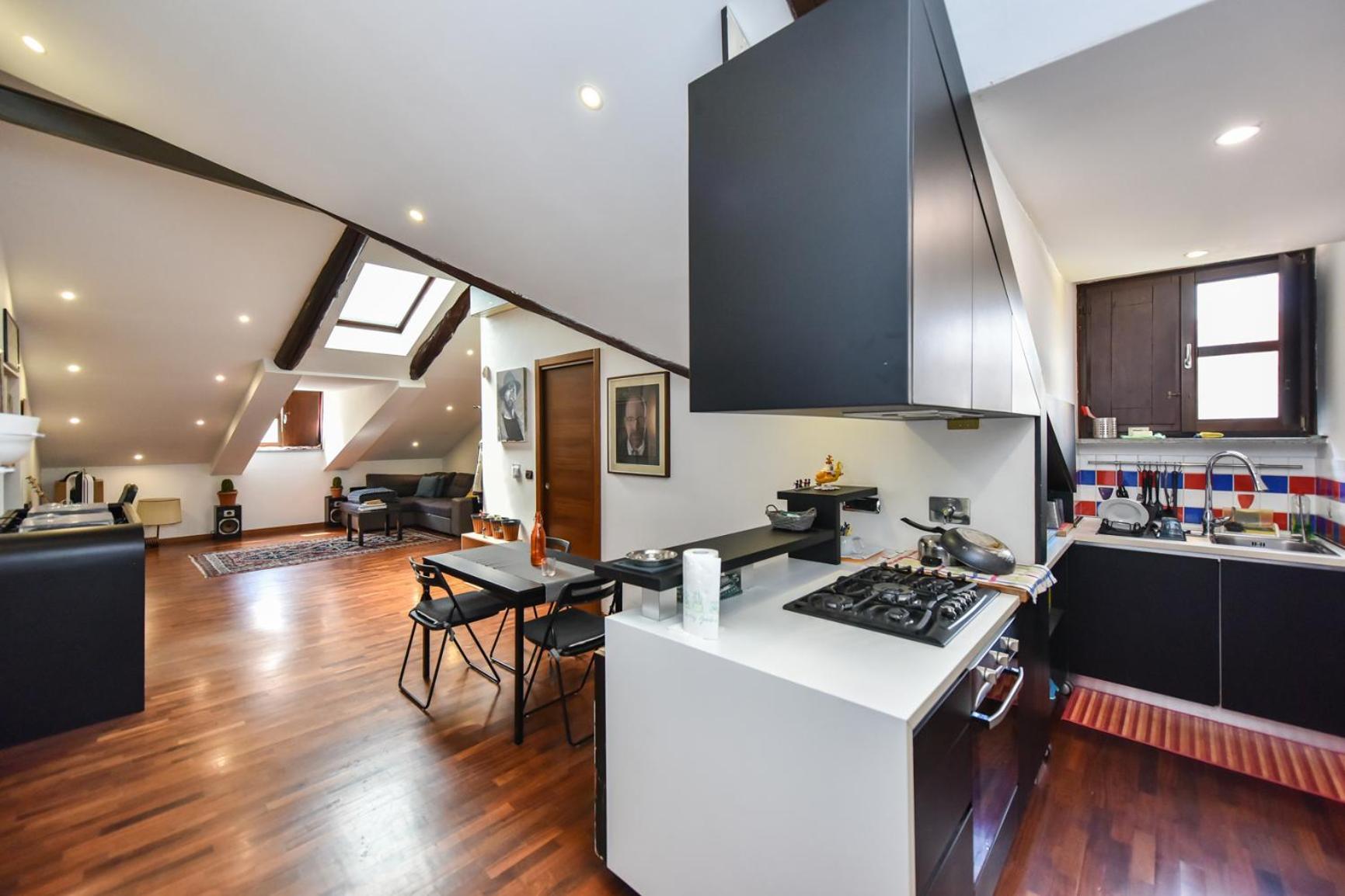 Modern Apartment Piazza Statuto Porta Susa Fs Turin Exterior photo