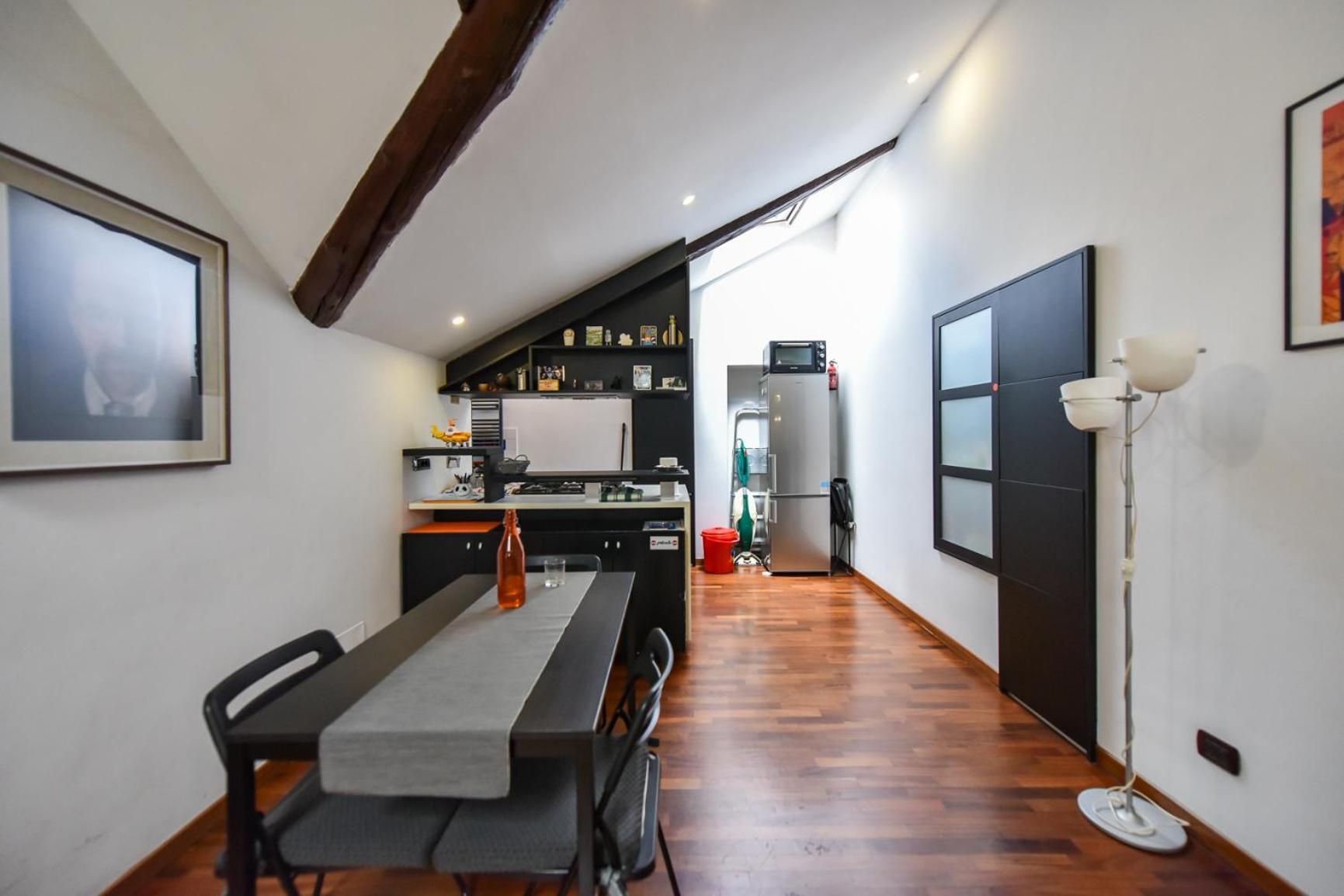 Modern Apartment Piazza Statuto Porta Susa Fs Turin Exterior photo